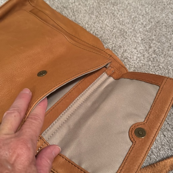 American Leather Company Tan Genuine Leather Backpack - Picture 5 of 5